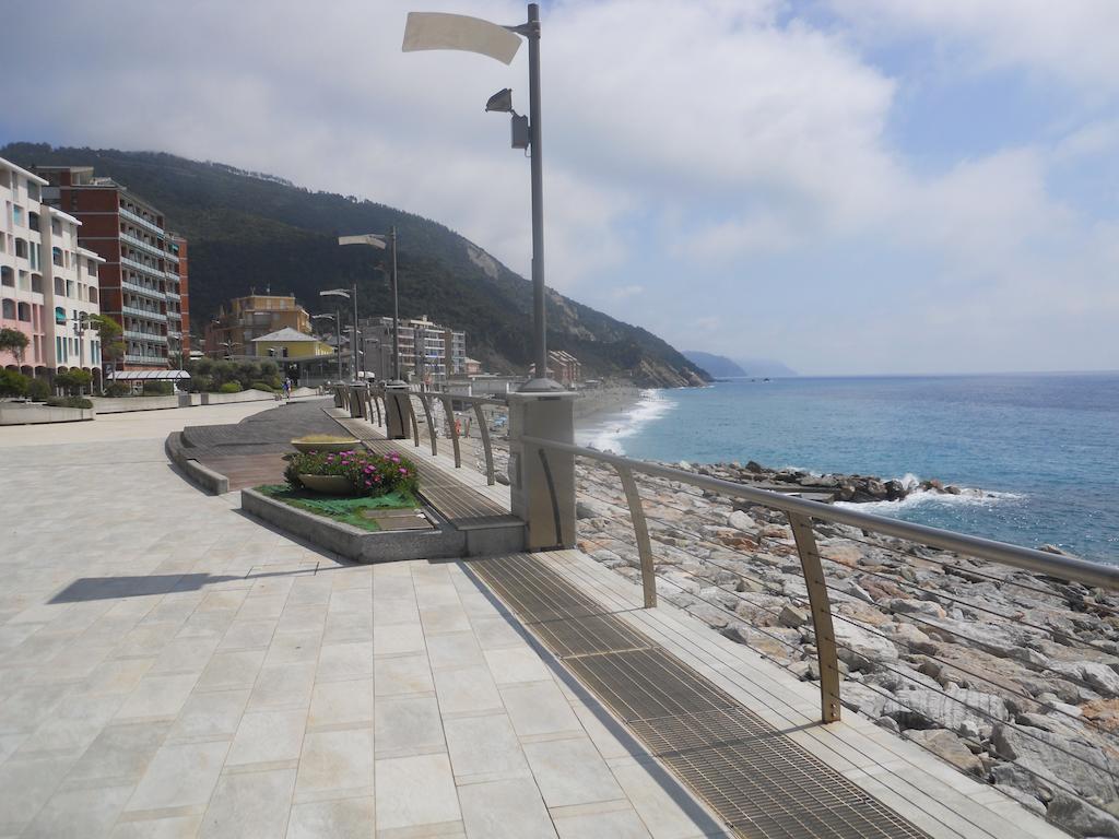 Deiva Holidays เดวามารีนา ภายนอก รูปภาพ